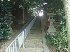 意賀美神社参道（西側）