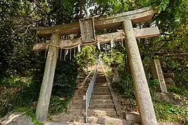 参道（西側）
