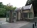 旧新宿門衛所