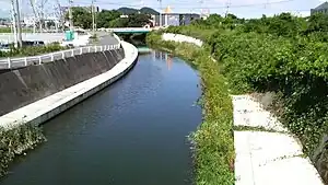 新川
