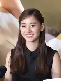 新木 優子