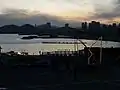 星海広場は海に隣接する