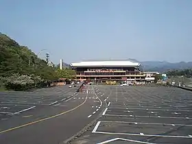 正面入口