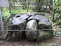徳川家宣胞衣塚(区指定文化財)