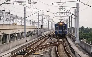 沙崙線と隣の台湾高速鉄道