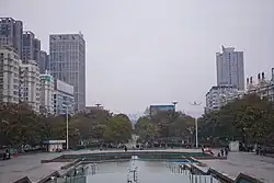 便河広場（楽の噴水）