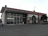 改築前の旧駅舎(2005年4月)