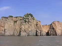 半屏島の半屏山