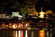 浄土寺 : 推古天皇24年(616年)、聖徳太子が開山。『東京物語』のロケ地。