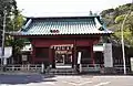 麻機街道から総門（重文）（2015年3月26日撮影）