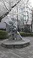 浜町川緑道（浜町緑道公演）にある弁慶像