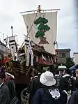 北海道江差町・姥神大神宮渡御祭の「松寳丸」:「船山」と呼ばれる和船造りの特殊な山車