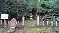 満願寺石塔群付杉群（鎮西奉行北條時定、同弟定宗、同嫡子随時三氏の墓）