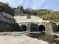 墹之上開水路側から見た長岡トンネル