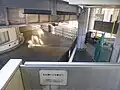 用賀PA1Fへはエレベータ又は階段を利用