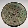 三角縁三神三獣鏡東京国立博物館展示。