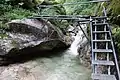 白沢を遡上する