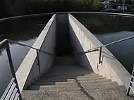 本堂への階段