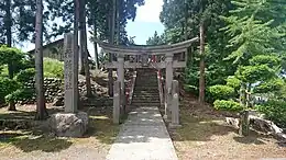 城跡とされる石名坂の稲荷神社