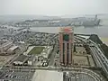 福岡タワーから撮影。室見川の向こう側、左側が豊浜。