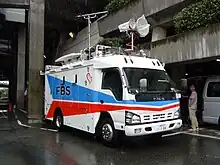 福岡放送のハイビジョンSNG中継車 (車種:いすゞ・エルフ)