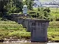 穏城大橋対岸の北朝鮮国境警備兵