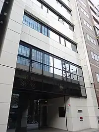本社外観