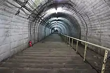 筒石斜坑（現：筒石駅旅客通路）内部（2011年）