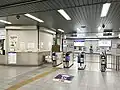 改札口
