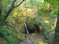 綾広の滝