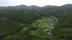 岩船の全景