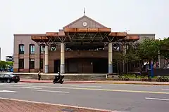 東入口（ビル竣工前）