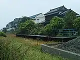 撤去を免れたホーム跡の一部（2021年）