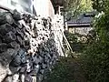 笹川集落のガラ積み塀