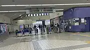 改札口