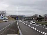 交通事故多発エリアである本線への合流車線部。