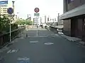 2001年4月撮影供用中当時のアクセス道。観音側より