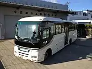 観光バス風車いす移動車ベース車日野FE