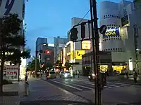 近鉄四日市駅東の西新地(夜)