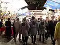 にぎやかな酉の市の様子