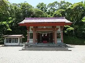 野間神社拝殿