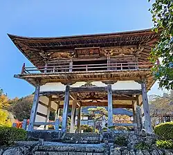 三峰山金剛院 山門