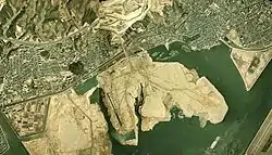 1974年度。鈴が峰住宅と同時進行で造成が進む。国土交通省 国土地理院 地図・空中写真閲覧サービスの空中写真を基に作成