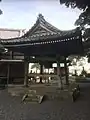 鐘楼。毎年大晦日の晩には近隣の住民により除夜の鐘がつかれる。