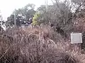 長島城の櫓台と説明版