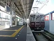阪急ホーム。阪神国道駅に向いて撮影。
