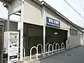 東側出入口