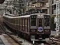 デビュー30周年記念装飾となった8000F