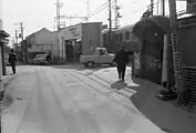 西宮東口駅の駅前（1968年2月、手前に地下道の出入口が写る）