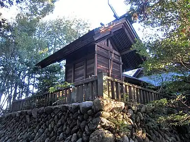 本殿（左後方より）